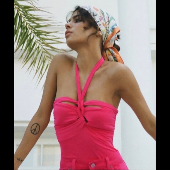 RUCHED SWIMSUIT
STRAWBERRY - Picture 6 of 10